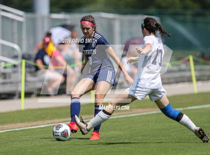 Thumbnail 3 in Lee's Summit West vs Howell Central (MSHSAA Class 4 Third Place) photogallery.