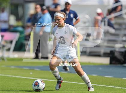 Thumbnail 1 in Lee's Summit West vs Howell Central (MSHSAA Class 4 Third Place) photogallery.