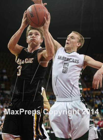 Thumbnail 1 in Arapahoe vs Fossil Ridge (CHSAA 5A Great 8) photogallery.