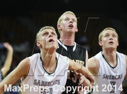 Thumbnail 2 in Arapahoe vs Fossil Ridge (CHSAA 5A Great 8) photogallery.