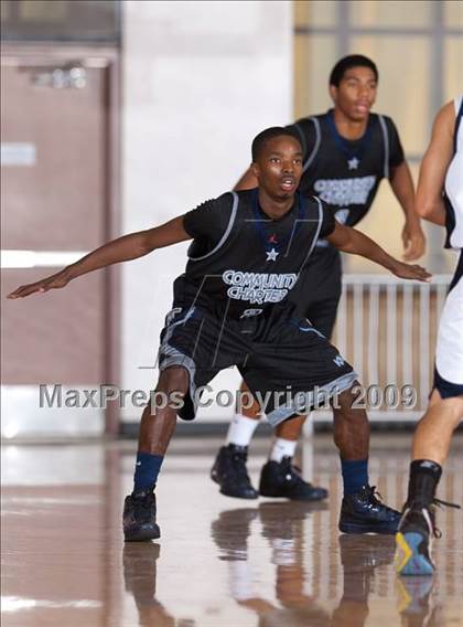 Thumbnail 1 in Community Charter vs Maranatha Christian (MaxPreps Holiday Classic) photogallery.