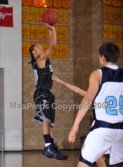 Thumbnail 3 in Community Charter vs Maranatha Christian (MaxPreps Holiday Classic) photogallery.