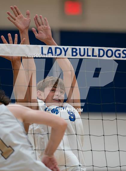 Thumbnail 1 in Parker @ Kingman photogallery.