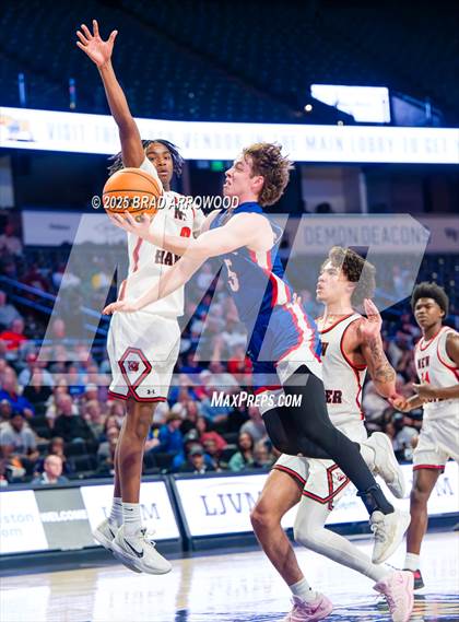 Thumbnail 1 in Sanderson vs New Hanover (NCHSAA 4A Regional Final) photogallery.