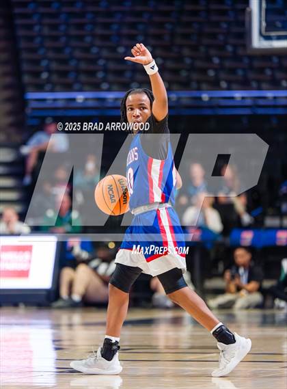 Thumbnail 1 in Sanderson vs New Hanover (NCHSAA 4A Regional Final) photogallery.