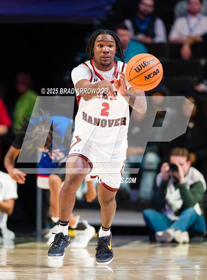 Thumbnail 3 in Sanderson vs New Hanover (NCHSAA 4A Regional Final) photogallery.