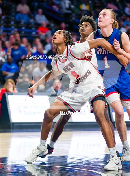 Thumbnail 3 in Sanderson vs New Hanover (NCHSAA 4A Regional Final) photogallery.