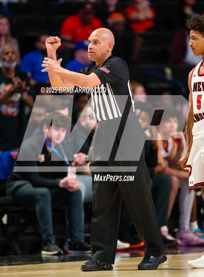 Thumbnail 3 in Sanderson vs New Hanover (NCHSAA 4A Regional Final) photogallery.