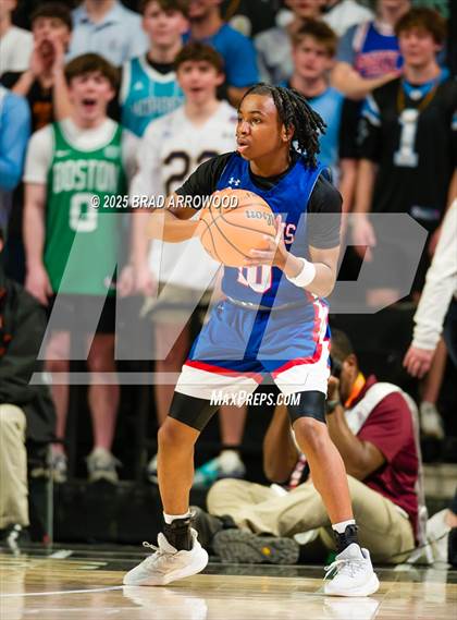 Thumbnail 2 in Sanderson vs New Hanover (NCHSAA 4A Regional Final) photogallery.