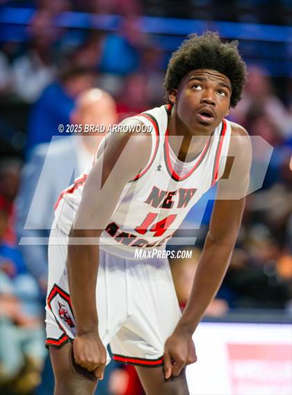 Thumbnail 2 in Sanderson vs New Hanover (NCHSAA 4A Regional Final) photogallery.
