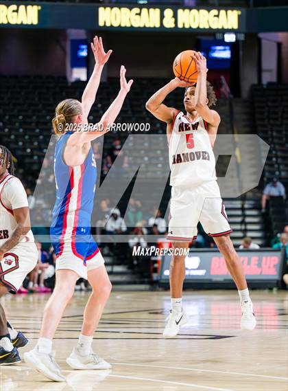 Thumbnail 3 in Sanderson vs New Hanover (NCHSAA 4A Regional Final) photogallery.