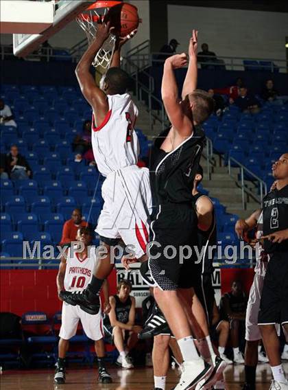 Thumbnail 2 in Christian Life Center vs. Hillcrest (Metroplex Thanksgiving Hoopfest) photogallery.