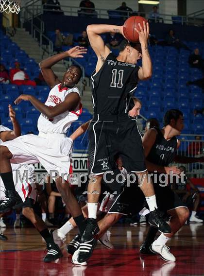 Thumbnail 2 in Christian Life Center vs. Hillcrest (Metroplex Thanksgiving Hoopfest) photogallery.