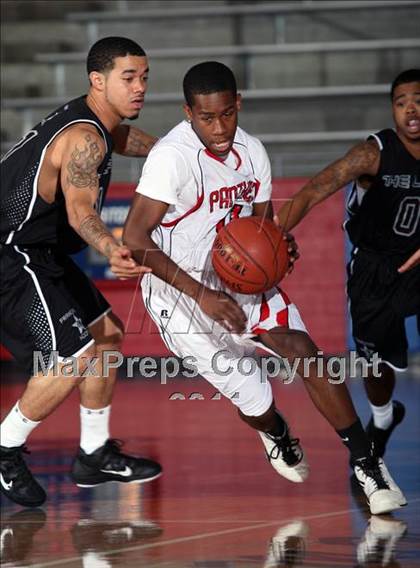 Thumbnail 3 in Christian Life Center vs. Hillcrest (Metroplex Thanksgiving Hoopfest) photogallery.