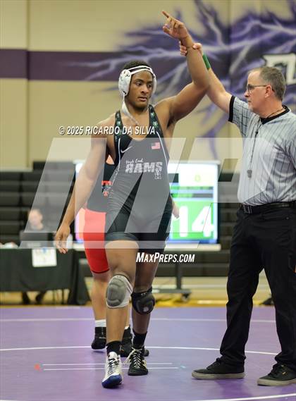 Thumbnail 2 in Mayde Creek vs. Terry (The Charger Challenge) photogallery.