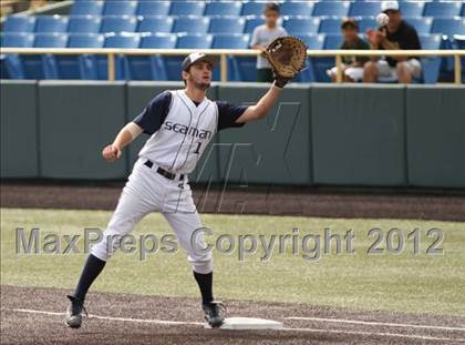 Thumbnail 1 in Seaman vs. Carroll (KSHSAA Class 5A State Tournament) photogallery.