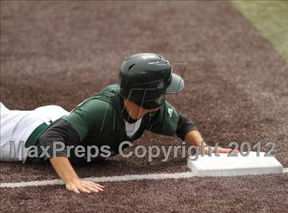 Thumbnail 3 in Seaman vs. Carroll (KSHSAA Class 5A State Tournament) photogallery.