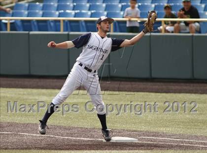 Thumbnail 2 in Seaman vs. Carroll (KSHSAA Class 5A State Tournament) photogallery.