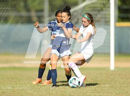 Thumbnail 3 in Bishop Grimes vs Onondaga photogallery.
