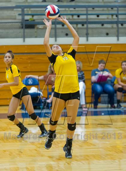 Thumbnail 1 in Brennan vs. Boerne (NISD Volleyball Tournament) photogallery.