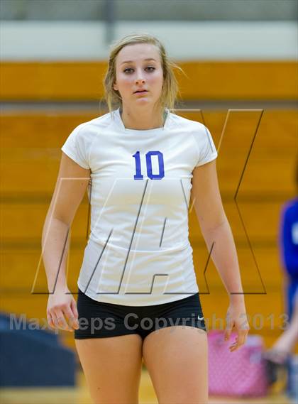 Thumbnail 3 in Brennan vs. Boerne (NISD Volleyball Tournament) photogallery.
