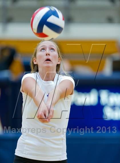 Thumbnail 1 in Brennan vs. Boerne (NISD Volleyball Tournament) photogallery.