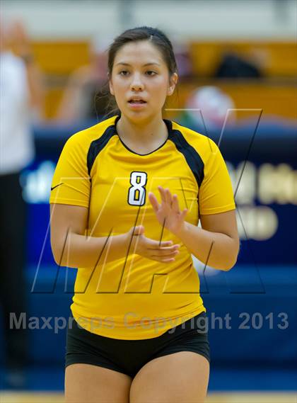 Thumbnail 3 in Brennan vs. Boerne (NISD Volleyball Tournament) photogallery.