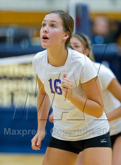 Thumbnail 2 in Brennan vs. Boerne (NISD Volleyball Tournament) photogallery.