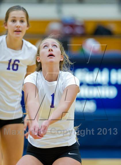 Thumbnail 3 in Brennan vs. Boerne (NISD Volleyball Tournament) photogallery.