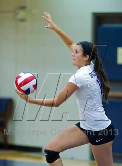 Thumbnail 3 in Brennan vs. Boerne (NISD Volleyball Tournament) photogallery.