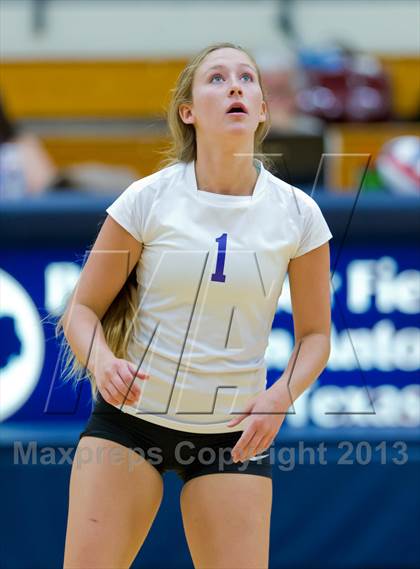 Thumbnail 1 in Brennan vs. Boerne (NISD Volleyball Tournament) photogallery.