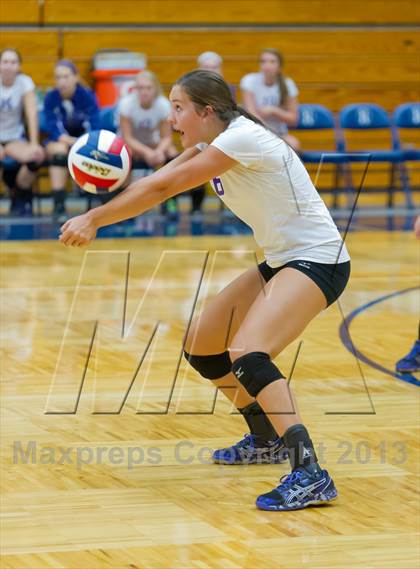 Thumbnail 1 in Brennan vs. Boerne (NISD Volleyball Tournament) photogallery.