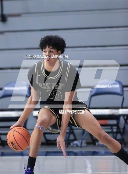Thumbnail 3 in Maranatha vs  Oak Park (20th Annual Rose City Round Ball Classic) photogallery.