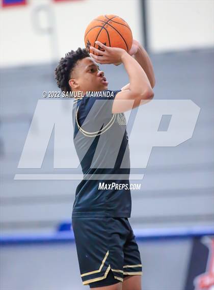 Thumbnail 3 in Maranatha vs  Oak Park (20th Annual Rose City Round Ball Classic) photogallery.