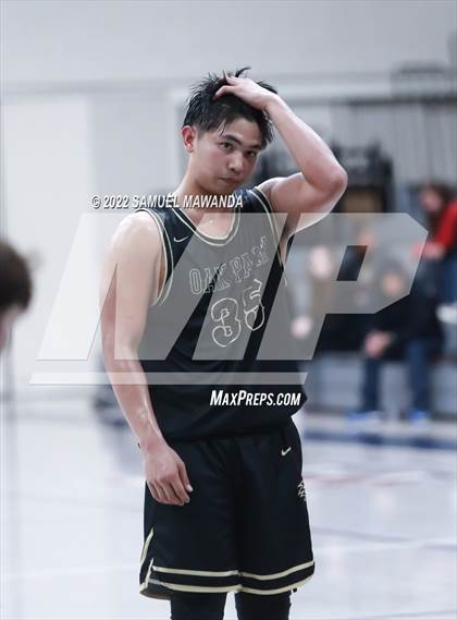 Thumbnail 2 in Maranatha vs  Oak Park (20th Annual Rose City Round Ball Classic) photogallery.