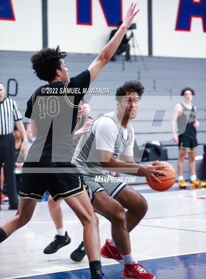 Thumbnail 2 in Maranatha vs  Oak Park (20th Annual Rose City Round Ball Classic) photogallery.
