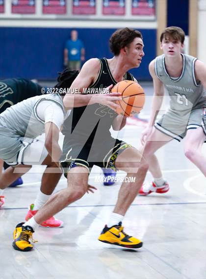 Thumbnail 3 in Maranatha vs  Oak Park (20th Annual Rose City Round Ball Classic) photogallery.