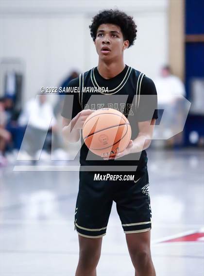Thumbnail 1 in Maranatha vs  Oak Park (20th Annual Rose City Round Ball Classic) photogallery.