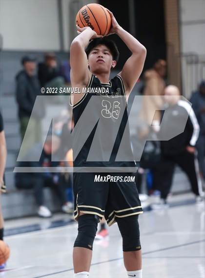 Thumbnail 2 in Maranatha vs  Oak Park (20th Annual Rose City Round Ball Classic) photogallery.