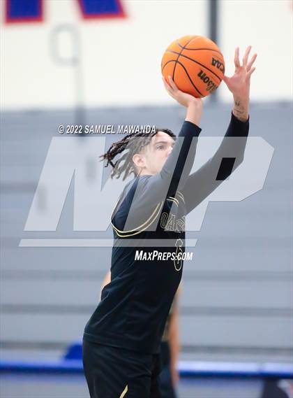 Thumbnail 2 in Maranatha vs  Oak Park (20th Annual Rose City Round Ball Classic) photogallery.