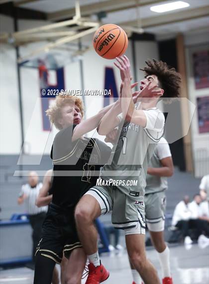 Thumbnail 2 in Maranatha vs  Oak Park (20th Annual Rose City Round Ball Classic) photogallery.
