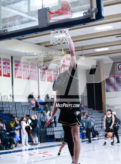 Thumbnail 3 in Maranatha vs  Oak Park (20th Annual Rose City Round Ball Classic) photogallery.