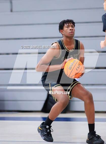 Thumbnail 2 in Maranatha vs  Oak Park (20th Annual Rose City Round Ball Classic) photogallery.