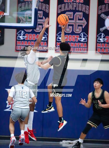 Thumbnail 2 in Maranatha vs  Oak Park (20th Annual Rose City Round Ball Classic) photogallery.