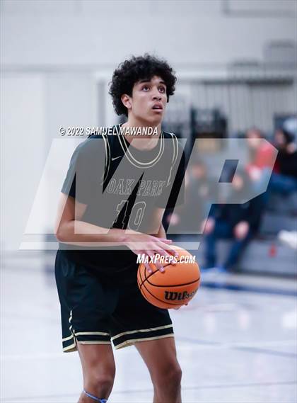 Thumbnail 3 in Maranatha vs  Oak Park (20th Annual Rose City Round Ball Classic) photogallery.
