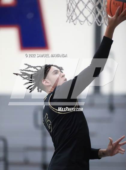 Thumbnail 3 in Maranatha vs  Oak Park (20th Annual Rose City Round Ball Classic) photogallery.