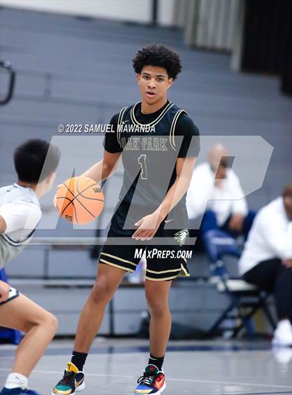 Thumbnail 3 in Maranatha vs  Oak Park (20th Annual Rose City Round Ball Classic) photogallery.