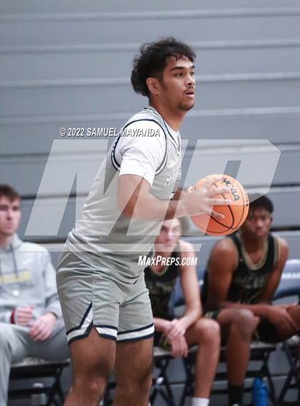 Thumbnail 3 in Maranatha vs  Oak Park (20th Annual Rose City Round Ball Classic) photogallery.