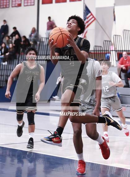 Thumbnail 2 in Maranatha vs  Oak Park (20th Annual Rose City Round Ball Classic) photogallery.