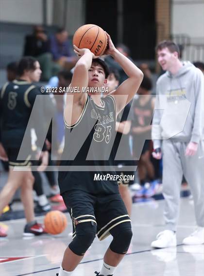 Thumbnail 2 in Maranatha vs  Oak Park (20th Annual Rose City Round Ball Classic) photogallery.